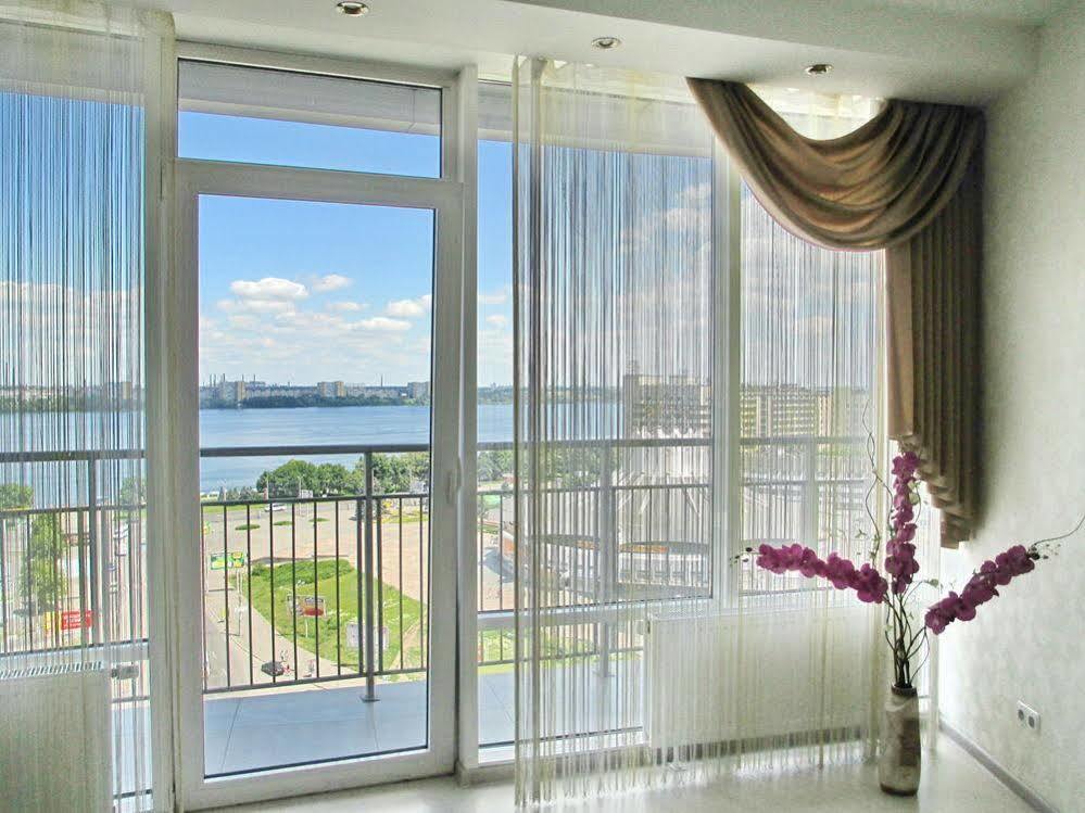 The Riverside House Hotel Mildenhall Bagian luar foto